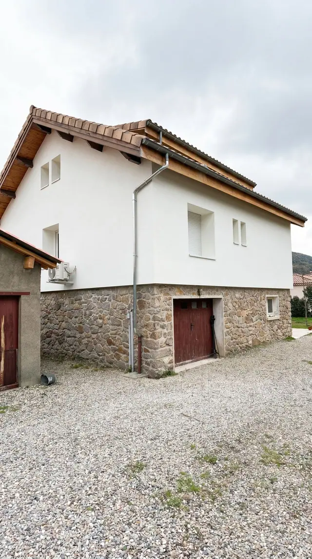 Chantier d'isolation thermique par l'extérieur